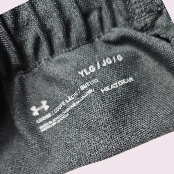 Under Armour Girls Athletic Shorts Gray Size Large - Picture 4 of 5